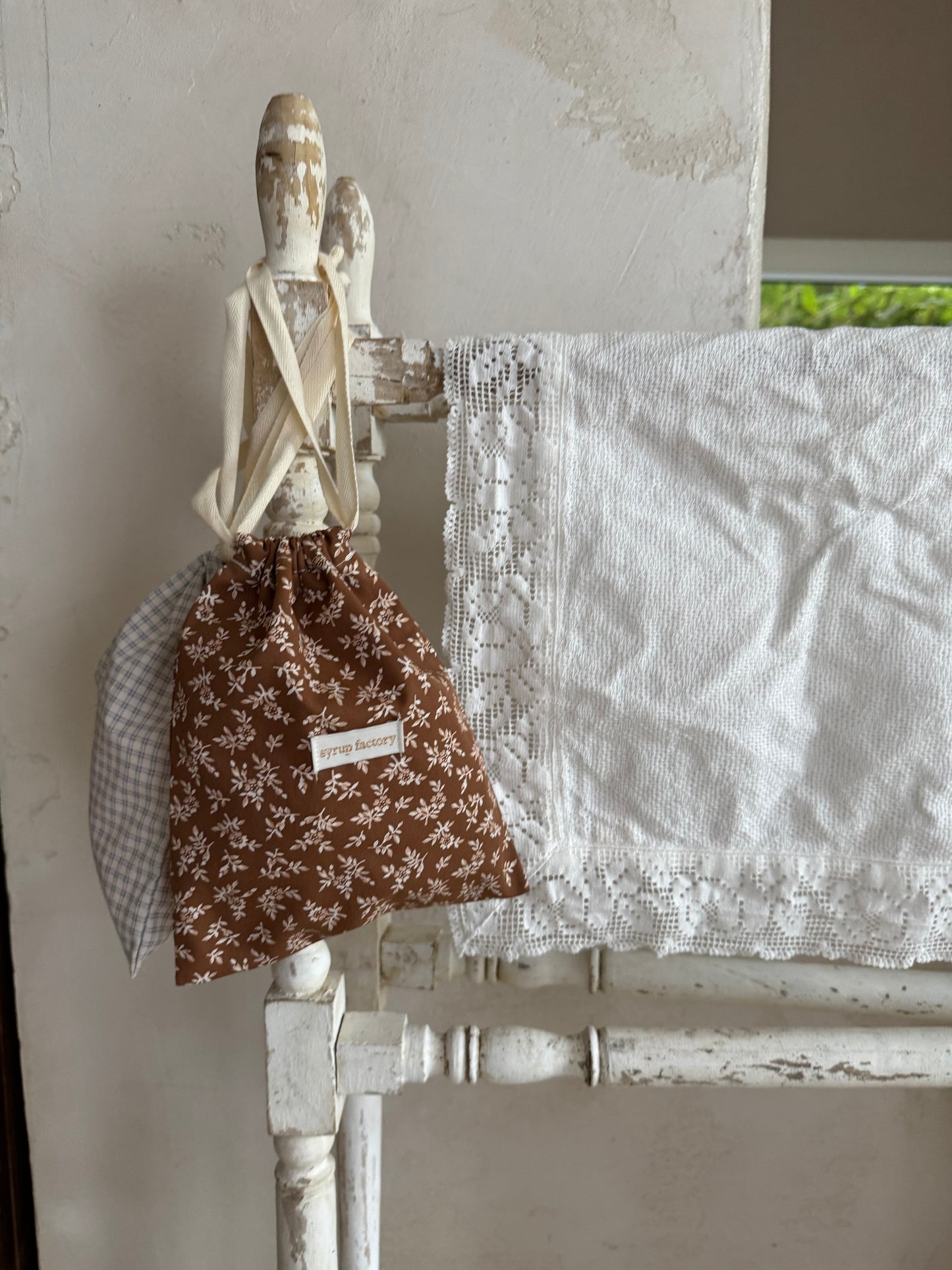original pouch {brown}