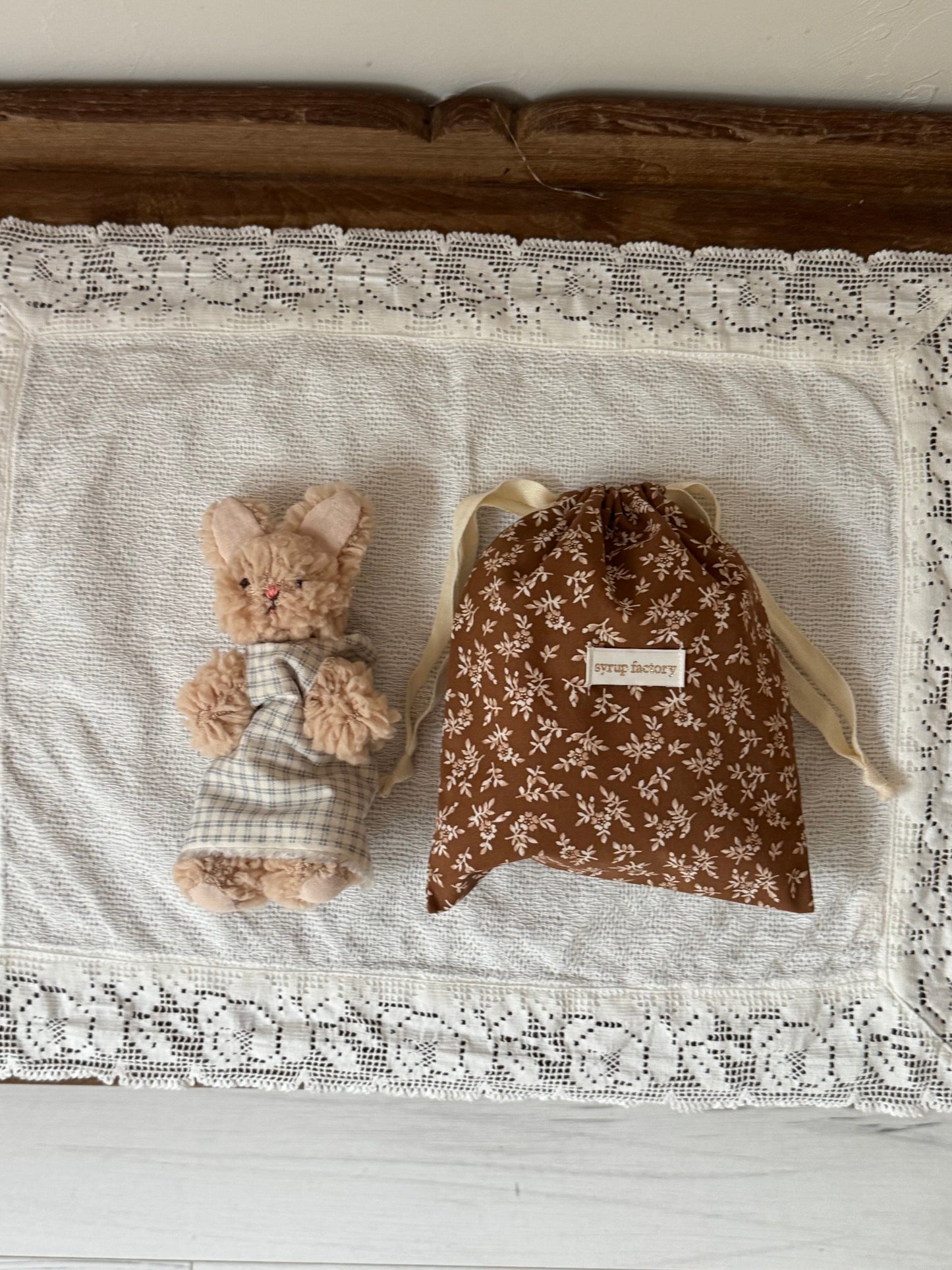 original pouch {brown}