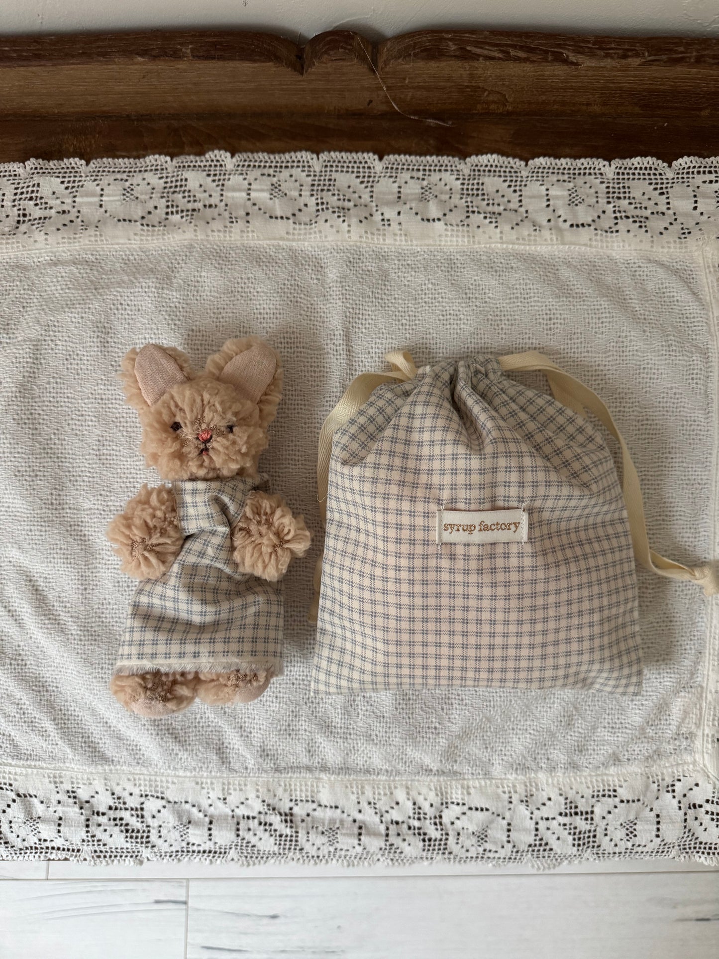 original pouch {light blue check}