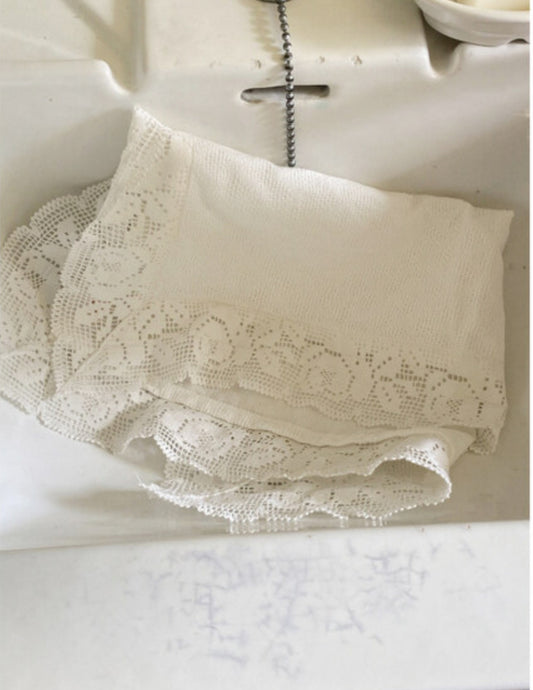 Flower pattern lace big mat