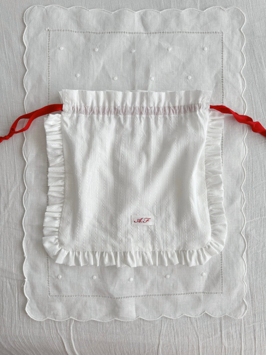 Frill pouch bag
