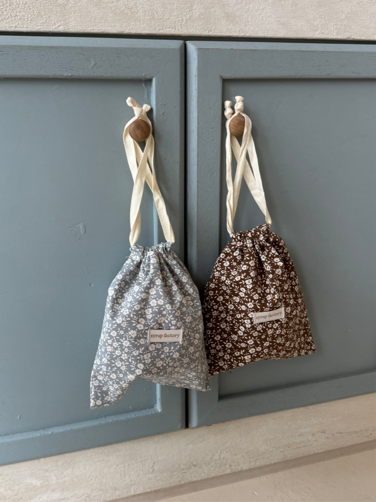 original pouch {blue}