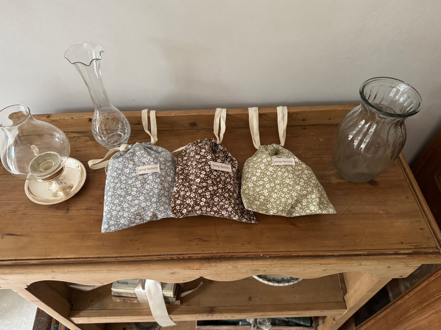 original pouch {matcha latte}