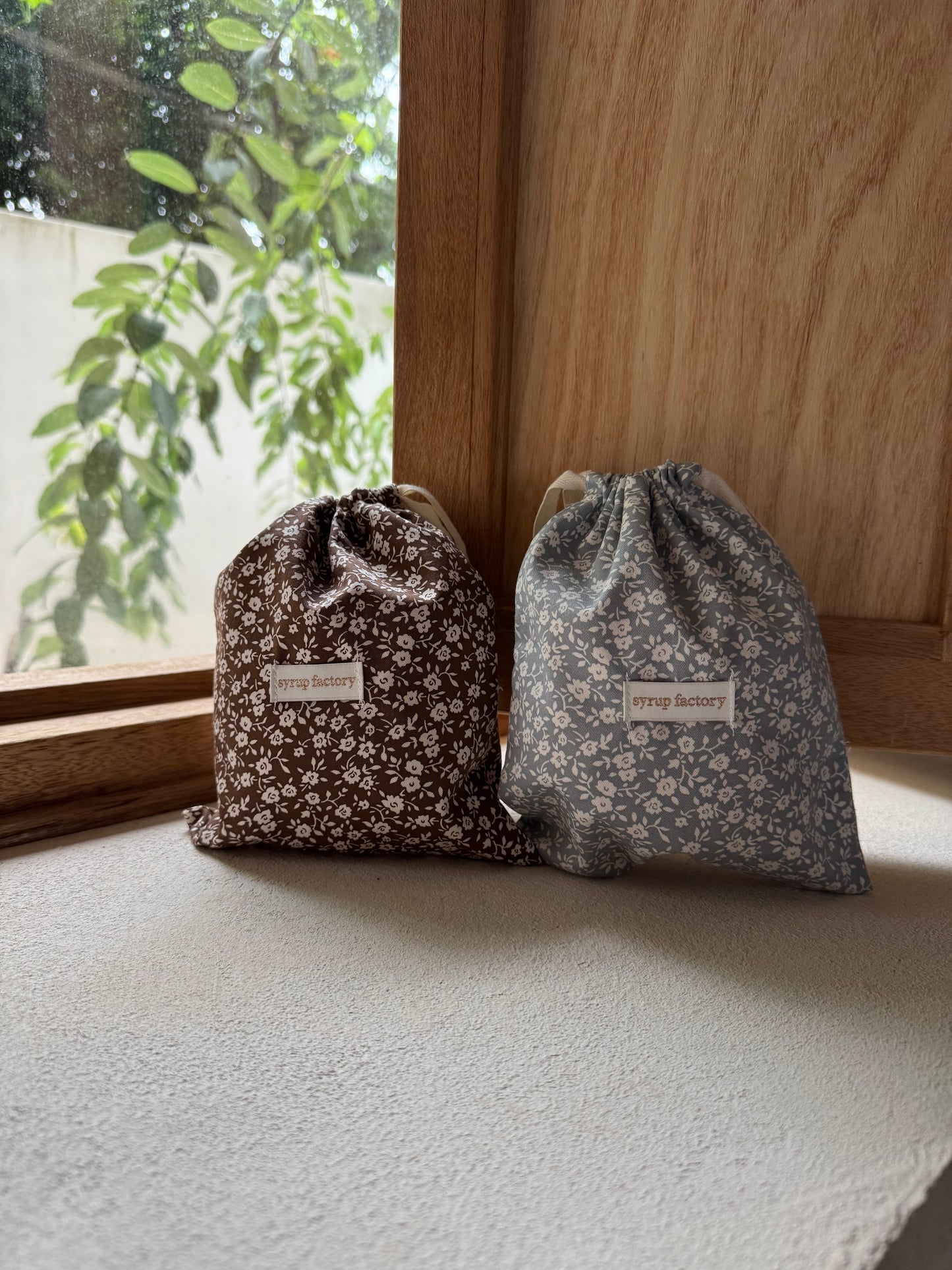 original pouch {blue}