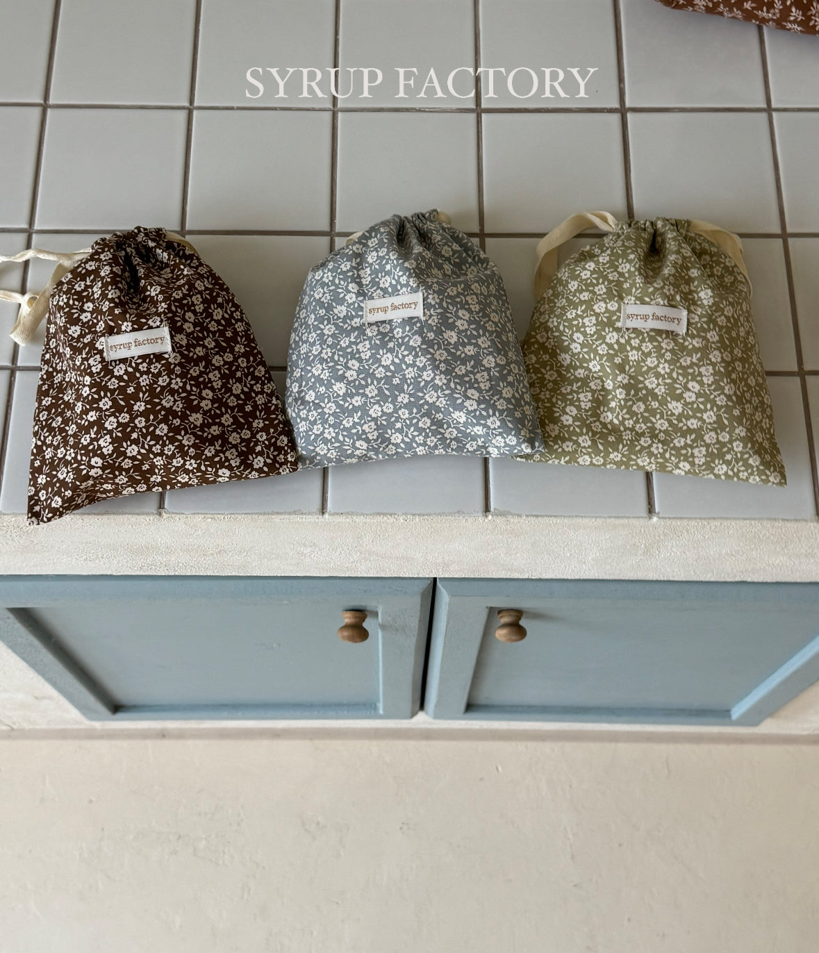 original pouch {matcha latte}