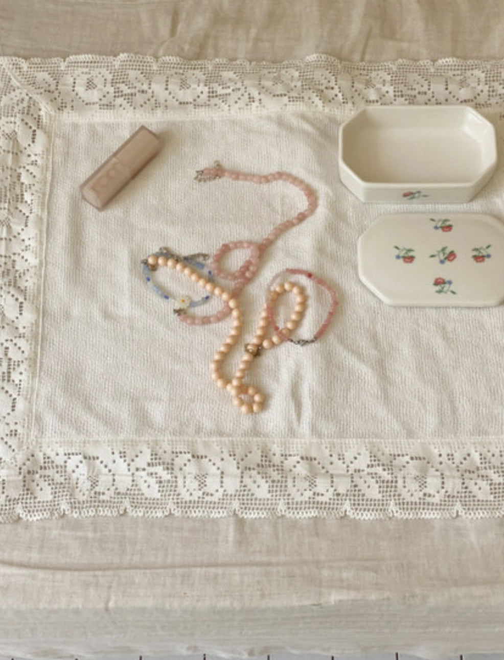 Flower pattern lace big mat