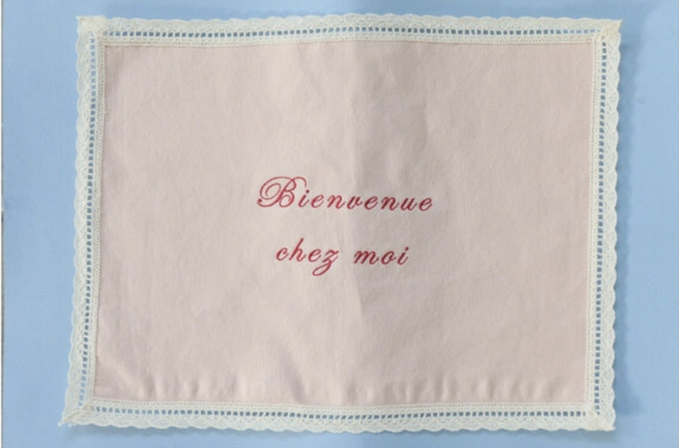 Bienvenue chez moi Lace pinkmat 