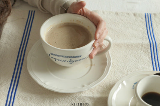 Le petit déjeuner latte cup