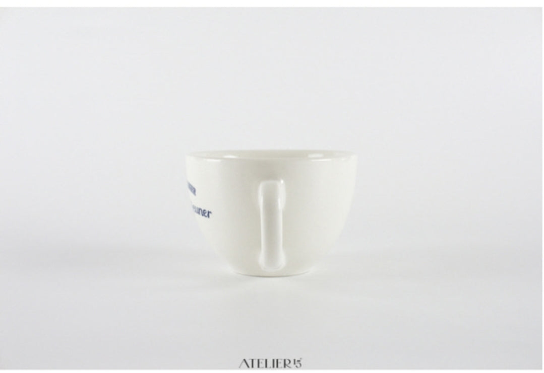 Le petit déjeuner latte cup
